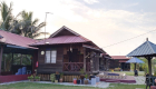 Homestay Nur Kasih Inap desa sabak bernam selangor kolam mandi